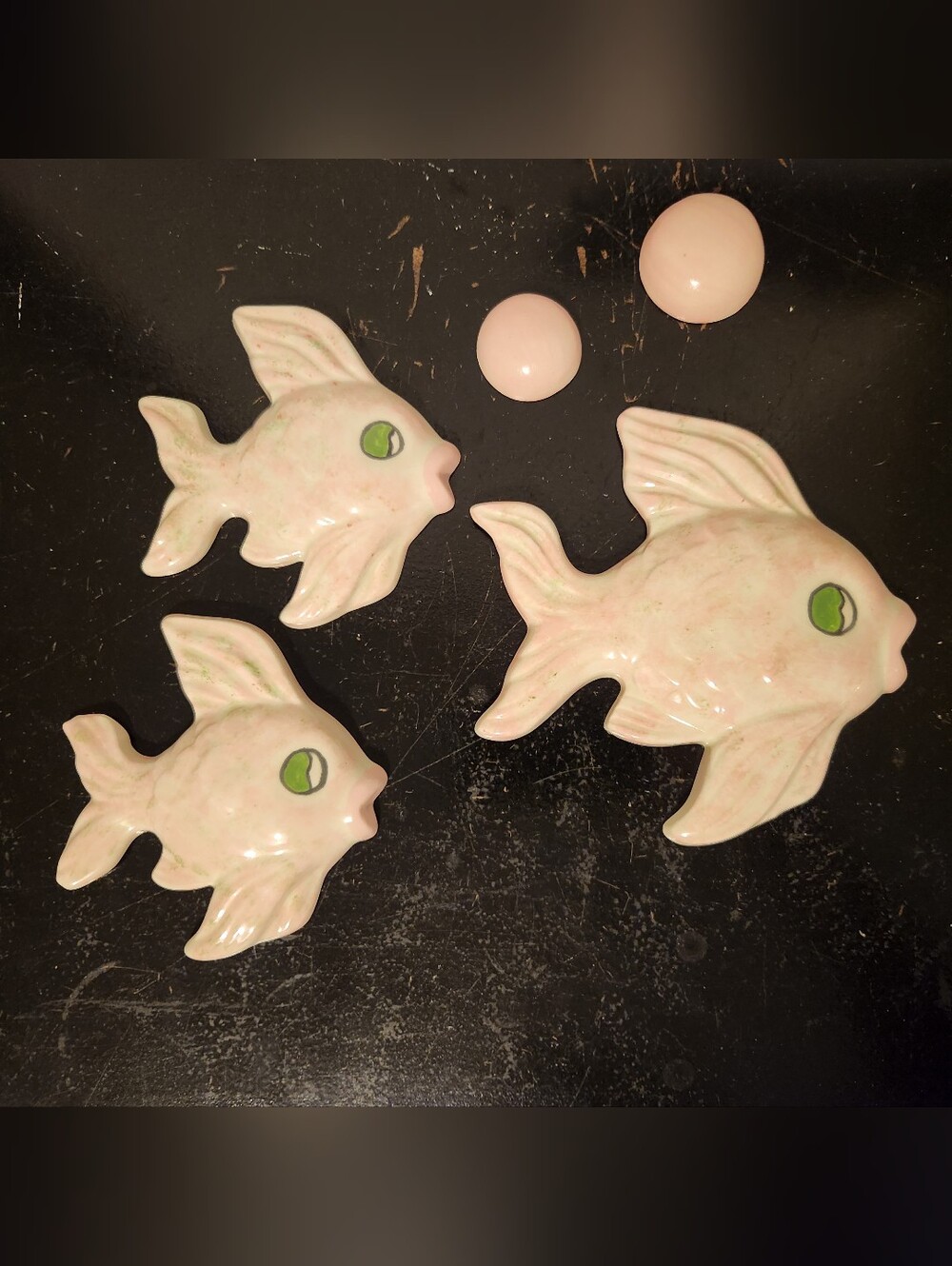 Vintage MCM Ceramic Fish Wall Plaque Set 3 Family Bubbles Pink Green